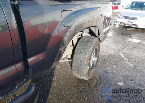 2009 Toyota Tacoma Base V6 from USA, damaged, VIN 3TMMU52N19M010221